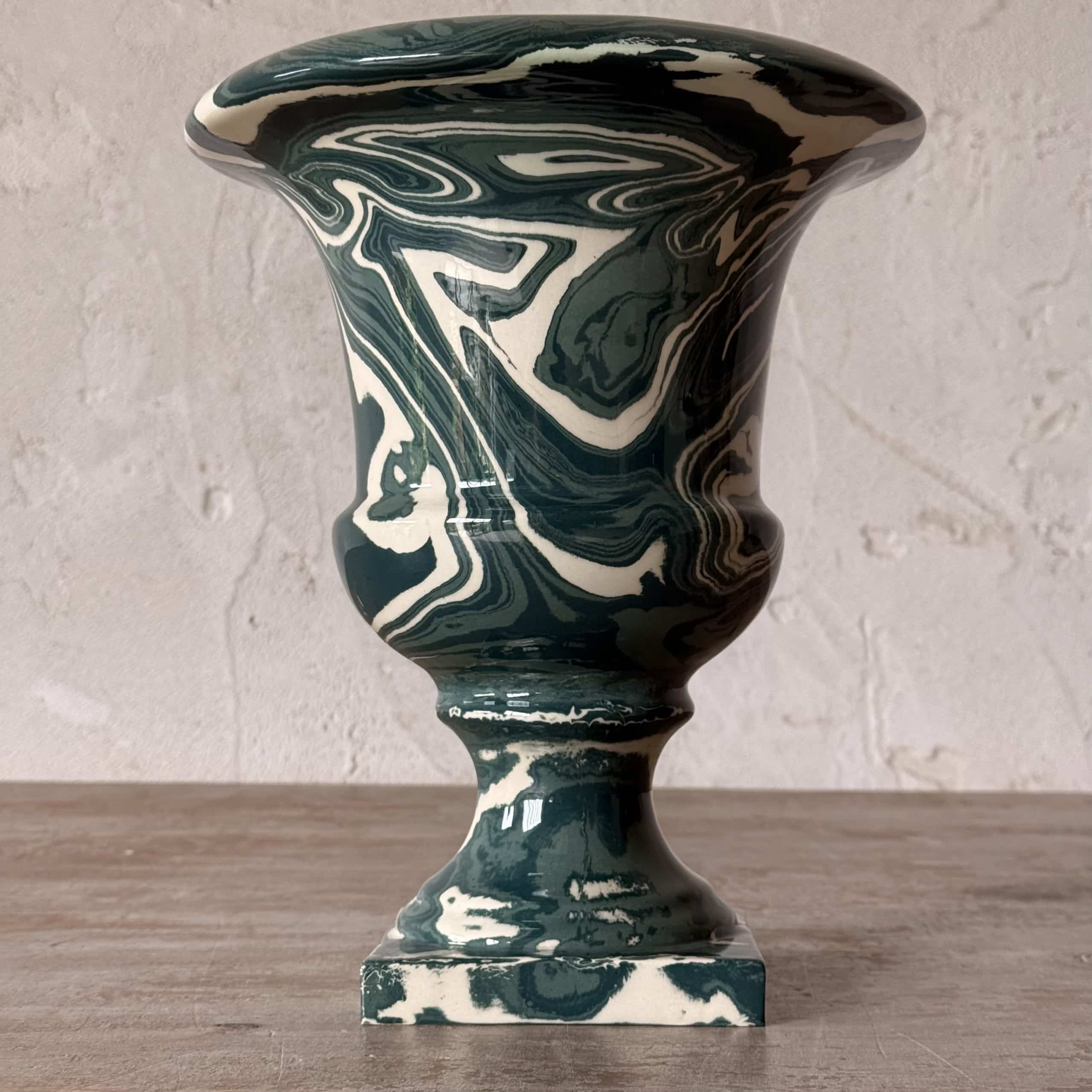 Chromatic Ceramic Urns Archives - Casa Gusto